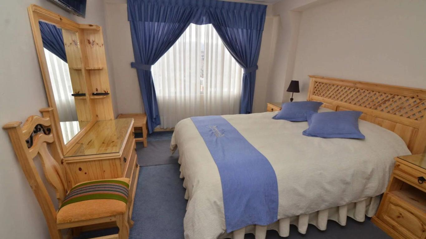 Almudena Apart Hotel