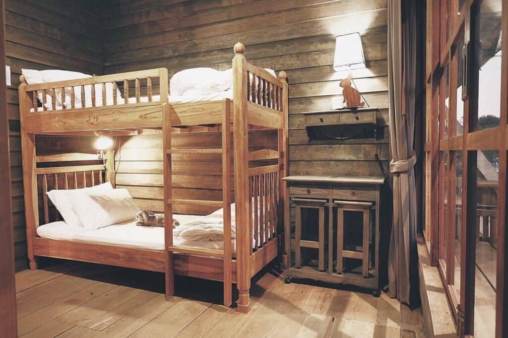 كانالي هوستل