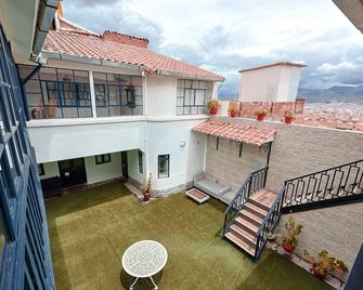 Illa B&B - קוסקו - מרפסת