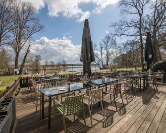 Seehotel Brandenburg an der Havel - Beetzseeheide - Patio