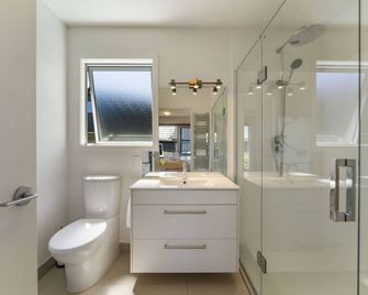 Luxury Retreat, amazing swim spa, wifi,central location - Taupo