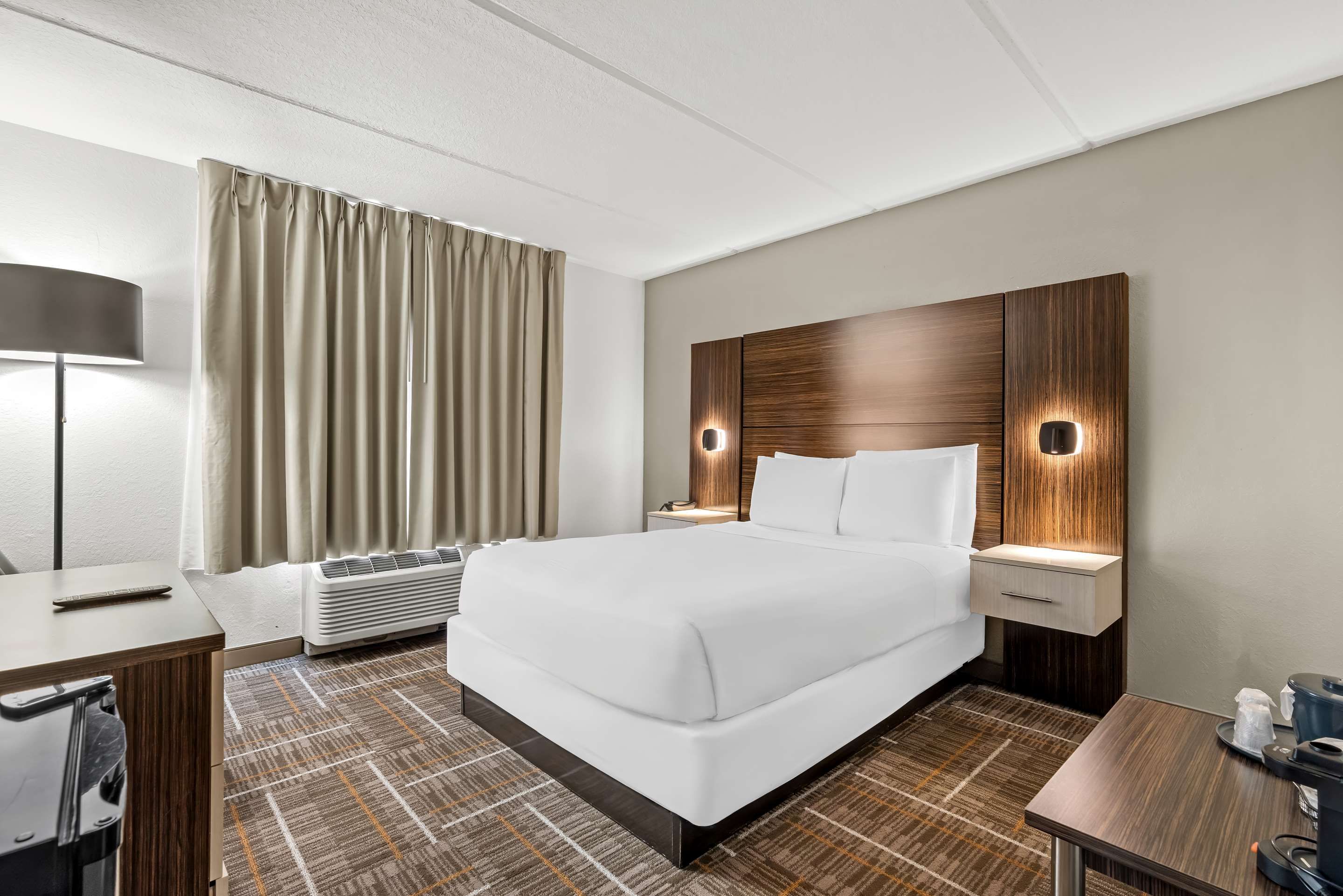 Sonesta Essential Orlando Airport