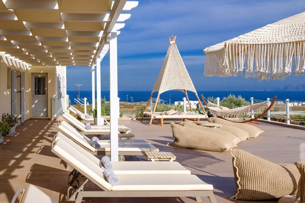 Aliter Suites - Thera