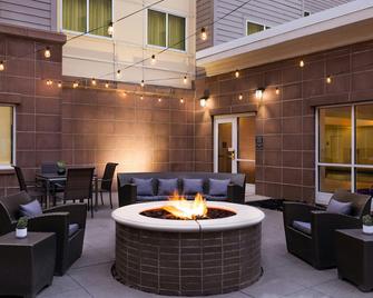 Residence Inn by Marriott Des Moines Downtown - Des Moines - Patio