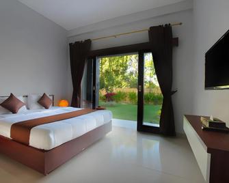 RedDoorz near Jimbaran Beach 2 - Kuta