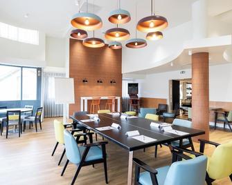 greet Hotel Paris 13 Porte d'Italie - Ле-Кремлен-Бісетр - Ресторан