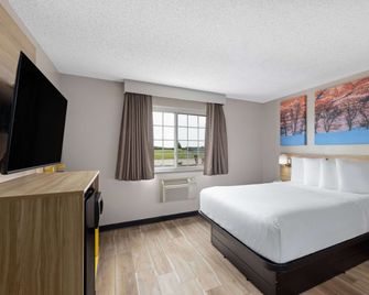 Days Inn by Wyndham Miami - Miami - Schlafzimmer