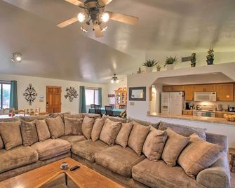 Patio + Pool Table: 'Kick Back Corral' in Phoenix! - Anthem