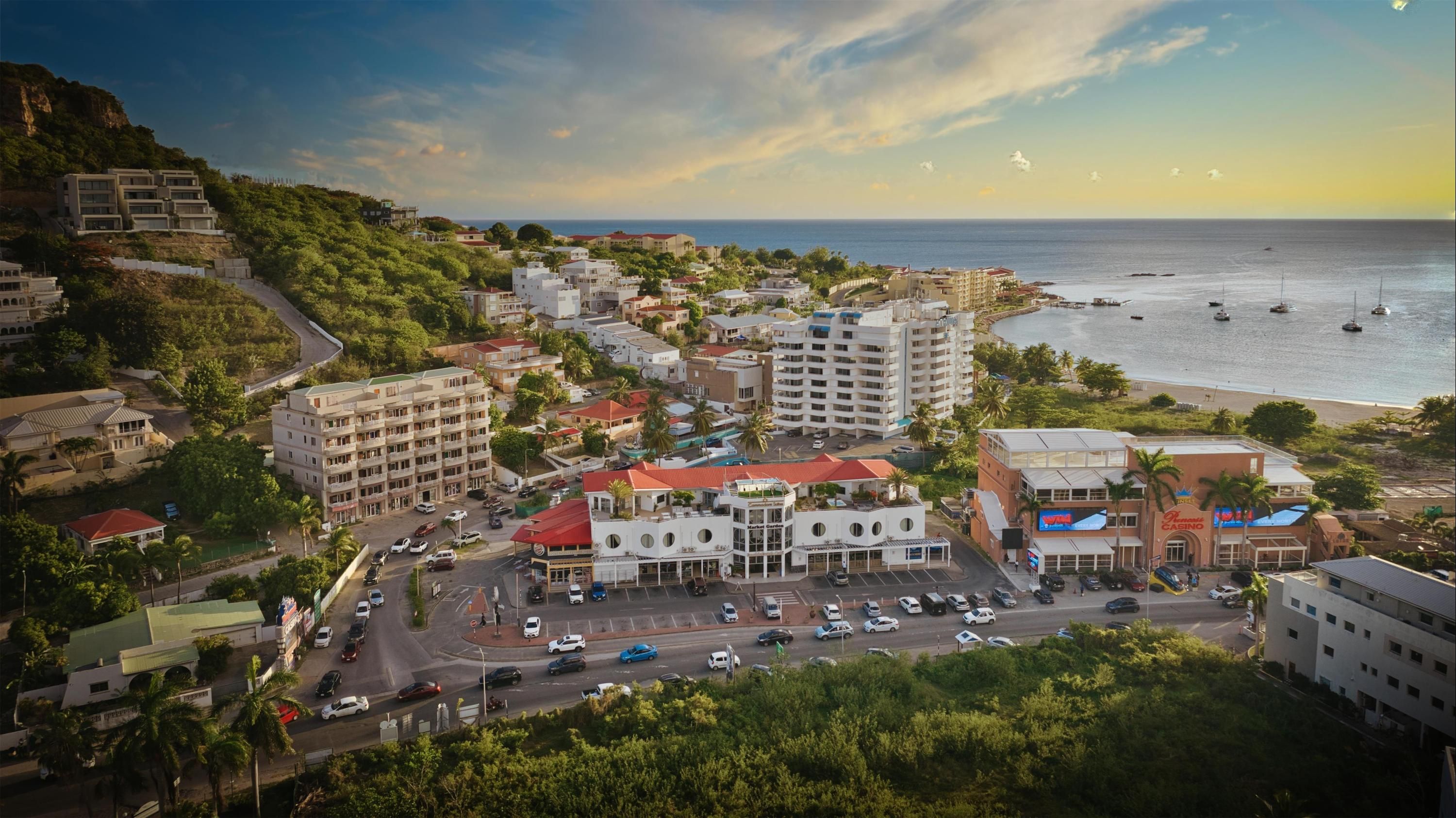 Commodore Suites, SureStay Collection by Best Western - סימפסון ביי - בניין