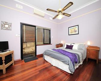 Dawson Accommodation - Fremantle - Bedroom