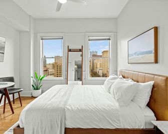 The Maverick, powered by Placemakr - River Walk - San Antonio - Bedroom