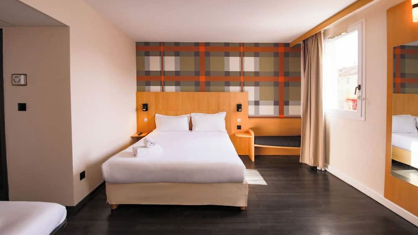 easyHotel Nice Old Town