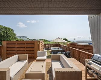 Private Villa Resonanjo Eden - 南城市 - 陽台