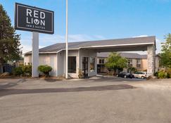 Red Lion Inn & Suites Grants Pass - Grants Pass - Toà nhà