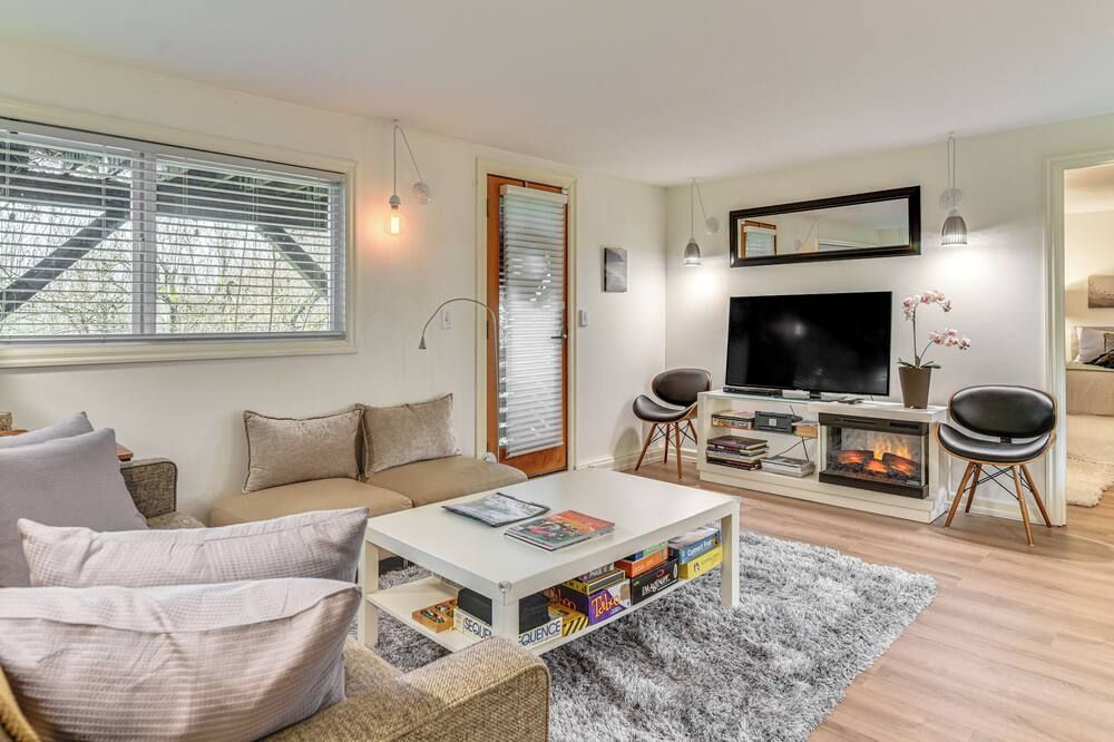 3 Mi to Downtown Portland Lush Flat with Fire Pit - بورتلاند (اوريغون)