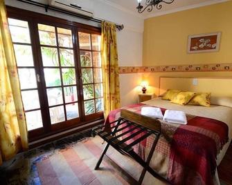 Hosteria Amparo - Neuquén - Bedroom