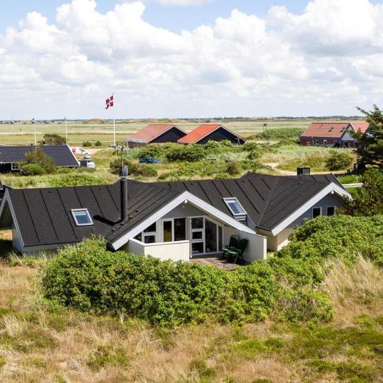 Three-Bedroom Holiday Home In Hvide Sand – Hvide Sande