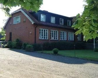 Wramsta B&B - Tollarp - Edificio