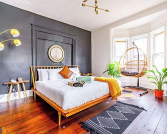 Jungle Thyme - Chillicothe - Schlafzimmer