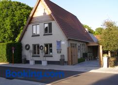 Huyze Peppins - Maldegem - Building