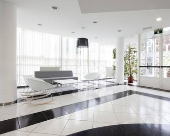 Residencia Universitaria Resa Siglo XXI - Culleredo - Lobby