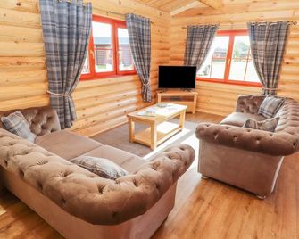 Maple Lodge - Oakham - Living room