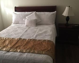 RoseGold Apartment centrally located near beaches and restaurants - George Town - Habitación