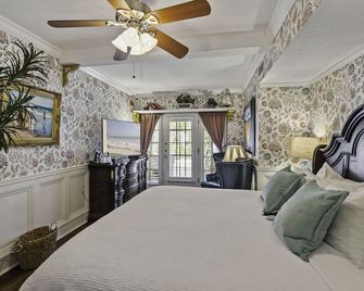 Casablanca Inn on the Bay - St. Augustine - Bedroom
