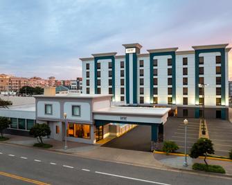 Garner Hotel Virginia Beach North By IHG - Virginia Beach - Building