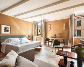 Liassidi Wellness Suites - Venice - Bedroom
