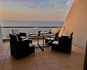 Voll Ausgestattetes Apartment mit Traumhaft Schönem Meerblick und Sonnenterrasse - Santa Cruz de Tenerife - Varanda