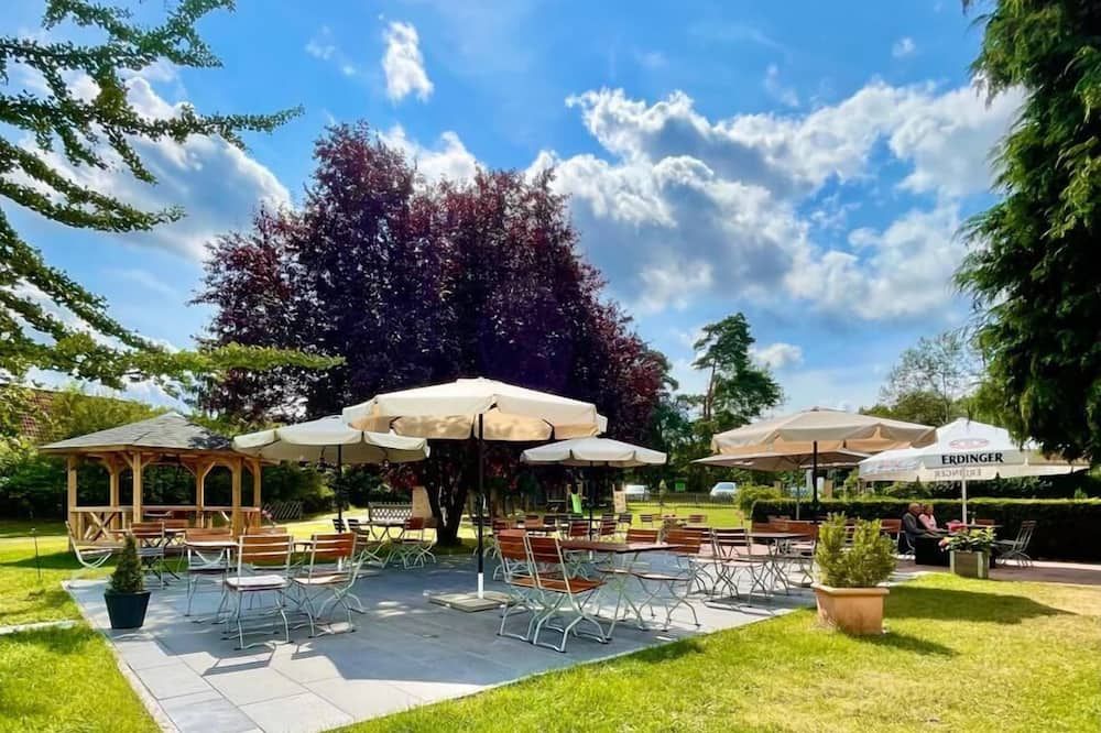 Landhotel Prälank - Neustrelitz - Патіо