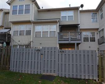 Quantico Nest - 10 Minutes Away - Dumfries - Edificio