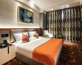 Blue Inn (Yantai Railway Station) - Jen-tchaj - Ložnice