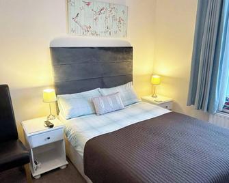 Esk Vale Guest House - Portsmouth - Habitación