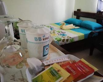 Budget Accommodation in Guindulman Bohol (near Anda Bohol, Candijay Falls) - Guindulman - Habitación