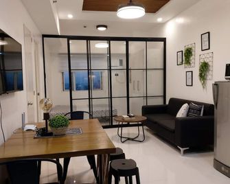 Condo Studio Luxe in Princeton Residences - Manila