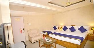 Hotel Ganpati - Bhopal