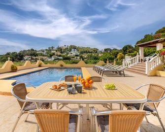 Villa Gema by Abahana Villas - Moraira - Bể bơi