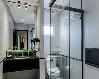 Hotel Parati Minas - Uberlândia - Phòng tắm