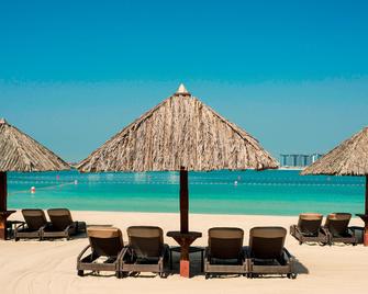 Le Méridien Mina Seyahi Beach Resort & Waterpark - Dubai - Beach
