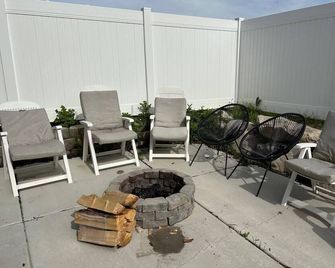 Sleepy Ridge Studio, Self Check-in, Free Parking - Orem - Patio
