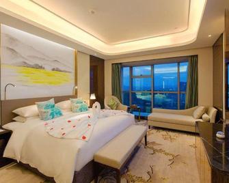 Royale Tower Hotel - Chenzhou - Schlafzimmer