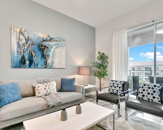 2 Bedrooms 2 Bathrooms Storey Lake 3120-403 Pc - Bay Lake - Stue