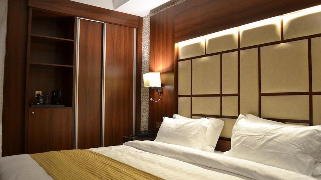 Taleen Al Hamra'a Hotel