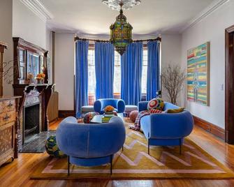 The Grand - The Nicest House in Newburgh - Newburgh - Salon