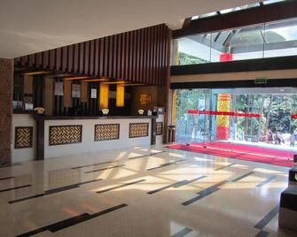 Huangshan Baiyun Hotel - הואנגשאן - דלפק קבלה