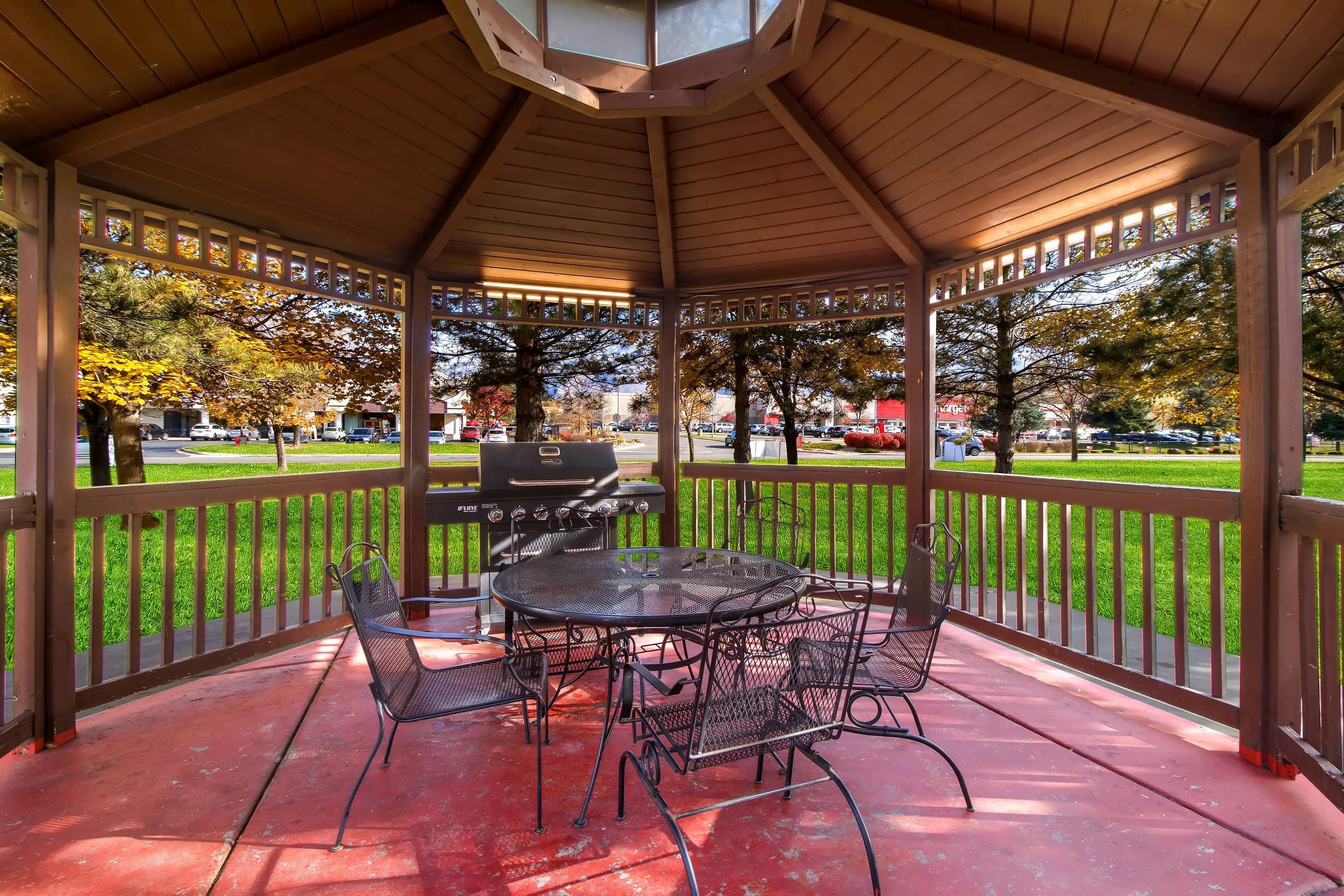 MainStay Suites Salt Lake City Fort Union - Salt Lake City - Patio