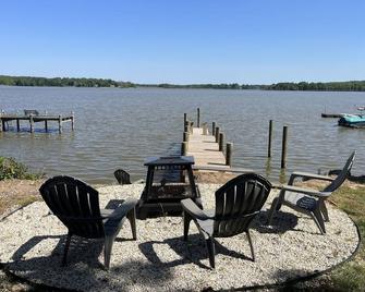 Waterfront House on the Upper Chesapeake Bay - Elkton - Patio