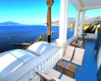 La Terrazza 38 - Sorrento - Balkon
